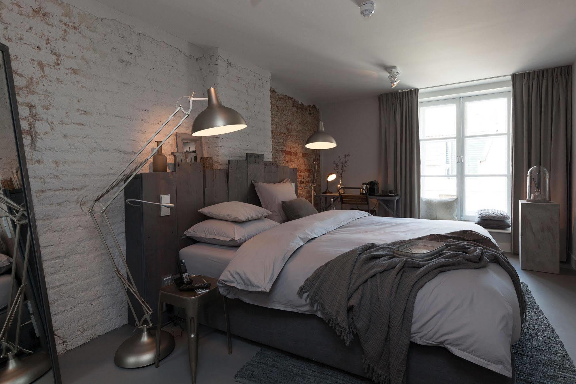 Mother Goose Hotel Utrecht Bagian luar foto