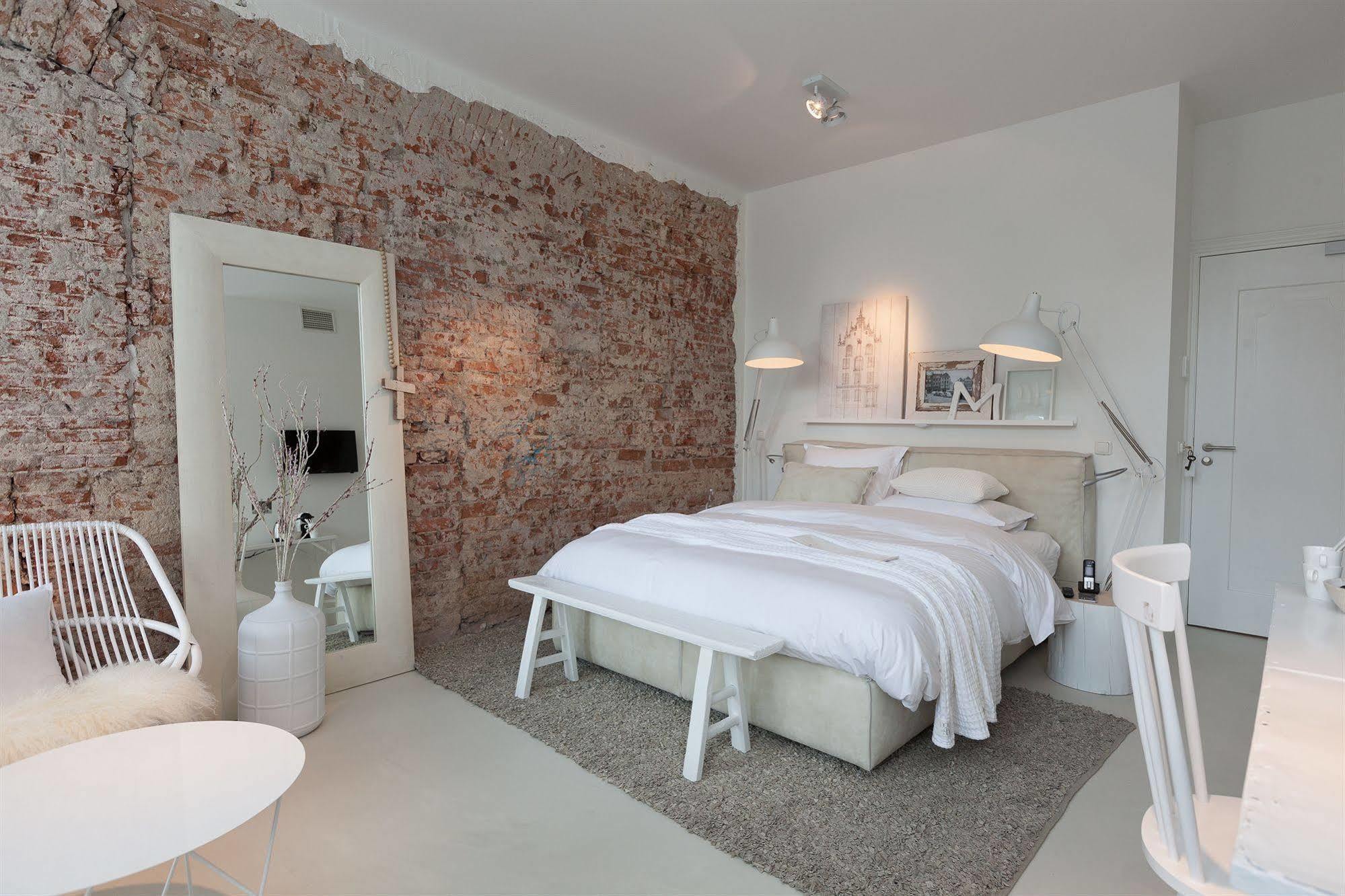 Mother Goose Hotel Utrecht Bagian luar foto